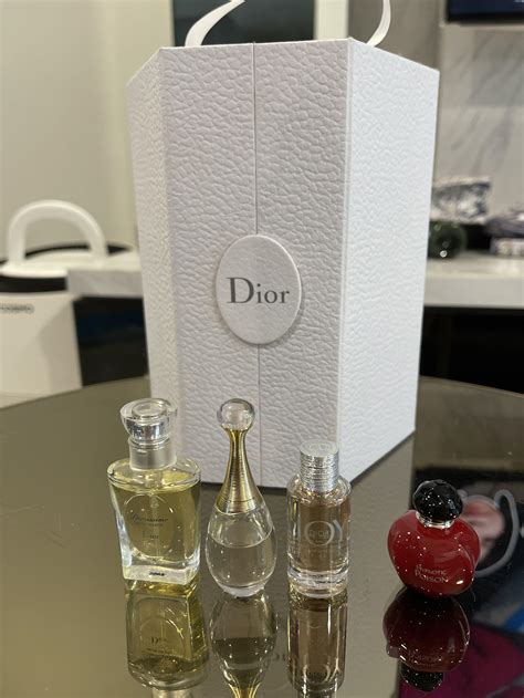 dior 30 montaigne mini perfume set